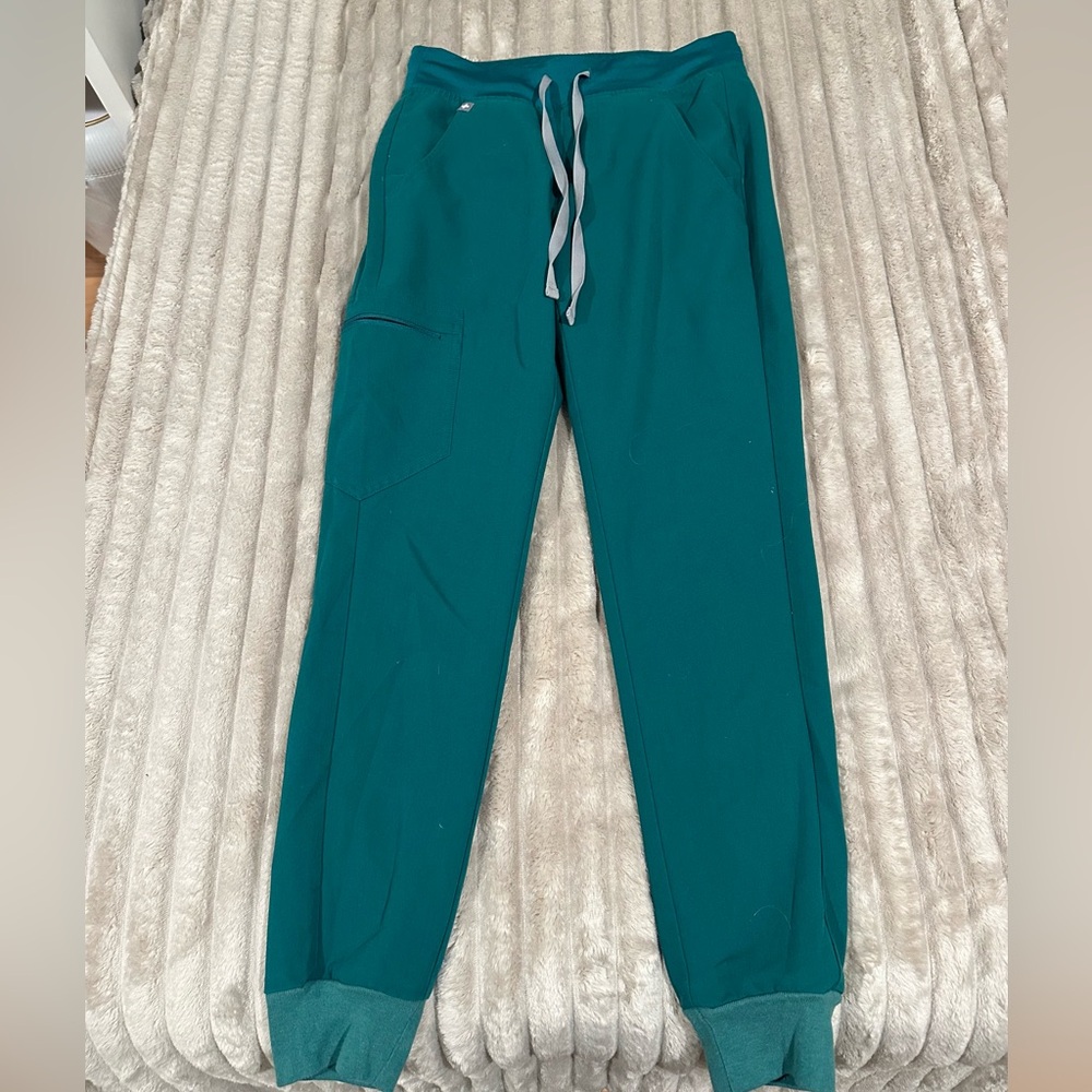 Figs Men's Teal Joggers with Green Drawstring